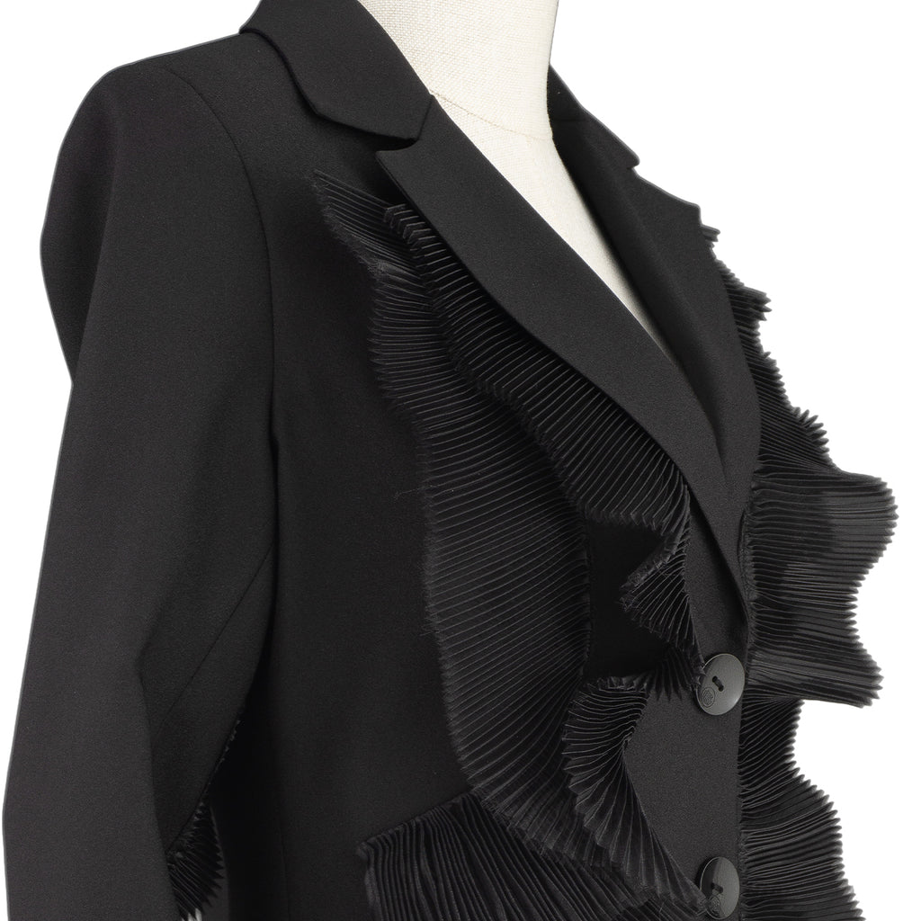Women's Suit with Decorative Ruffles — Elegance in Motion