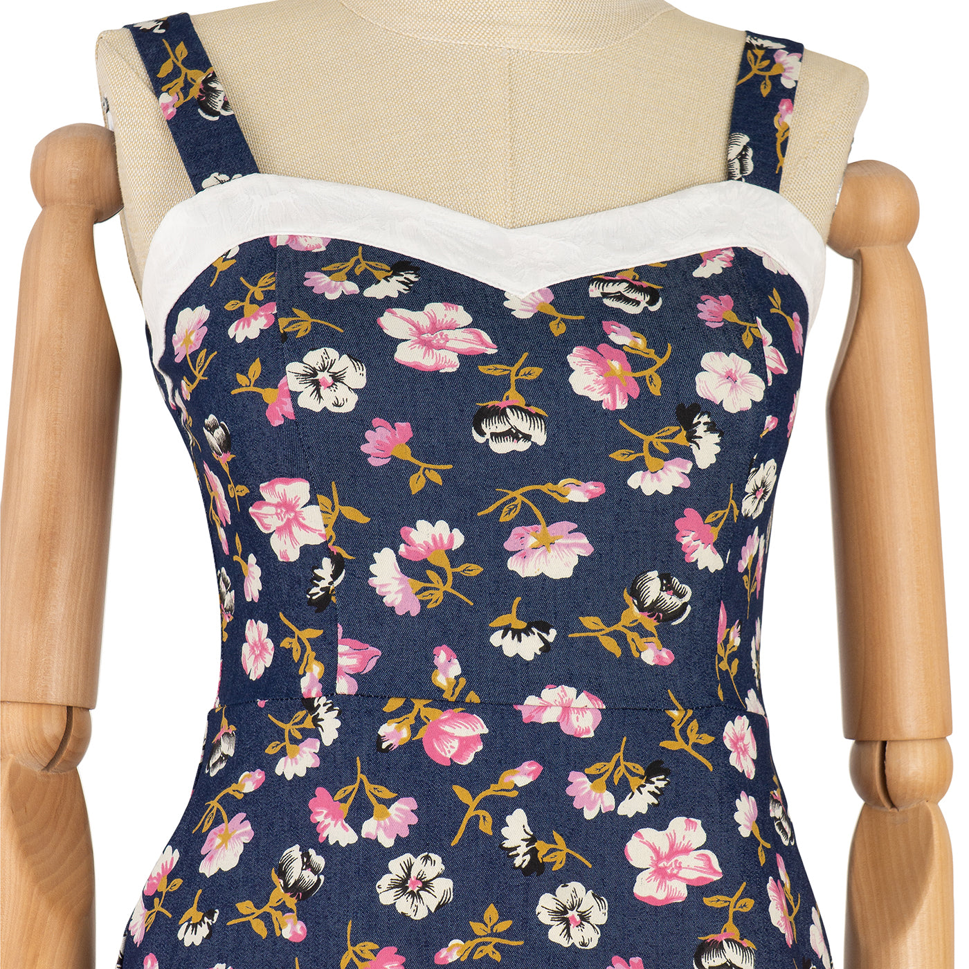 Floral Print Dress with White Ruffle Hem