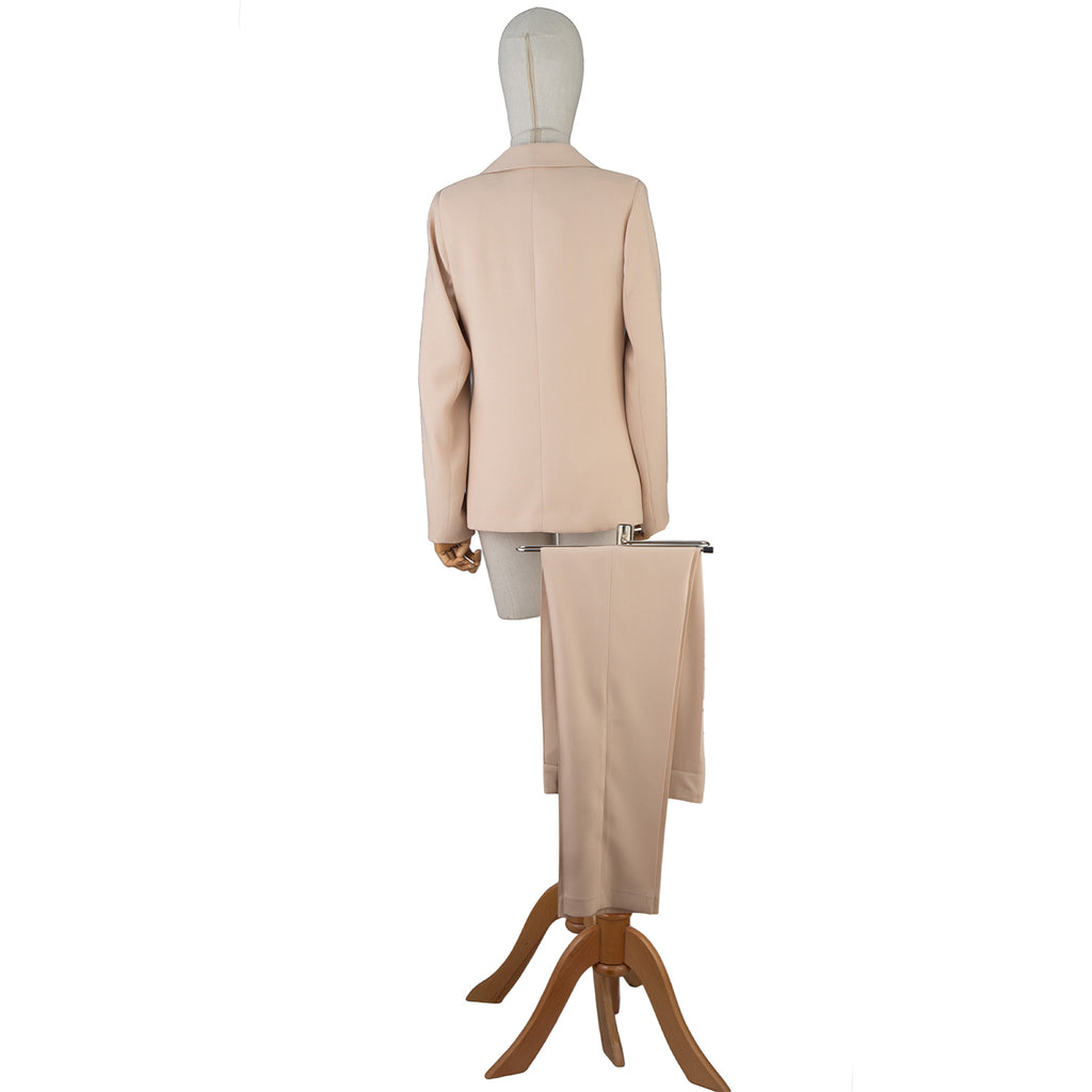Beige Women’s Suit with Floral Accent — Subtle Elegance