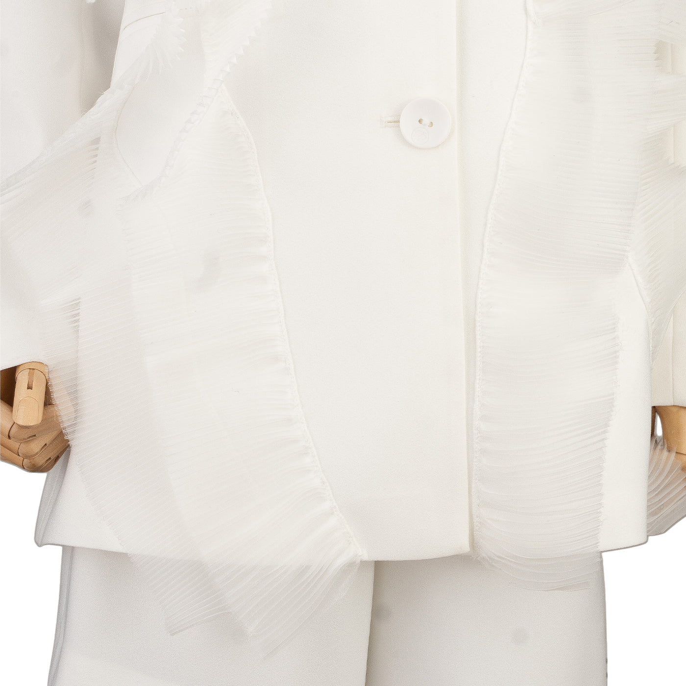 White Lightweight Shorts Suit with Long Blazer