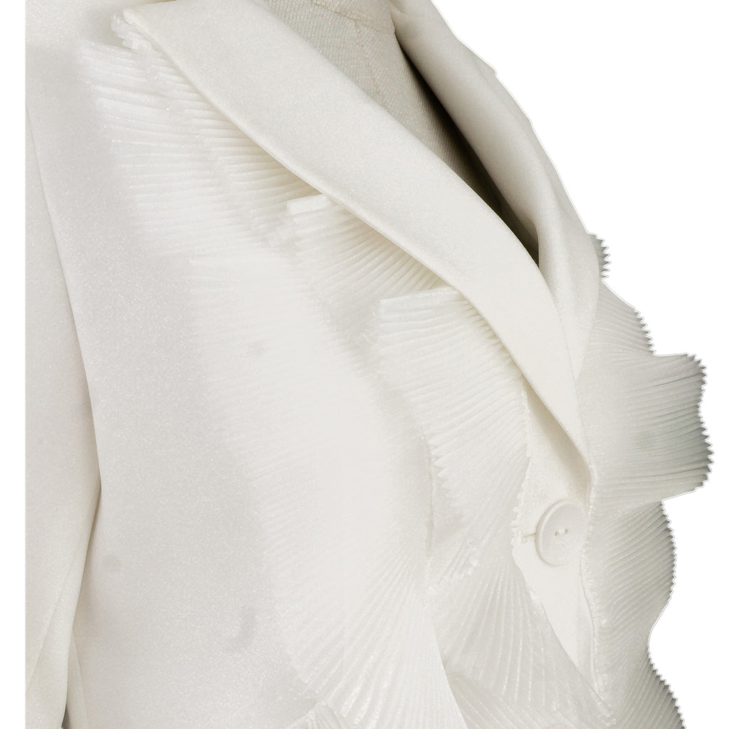 White Lightweight Shorts Suit with Long Blazer