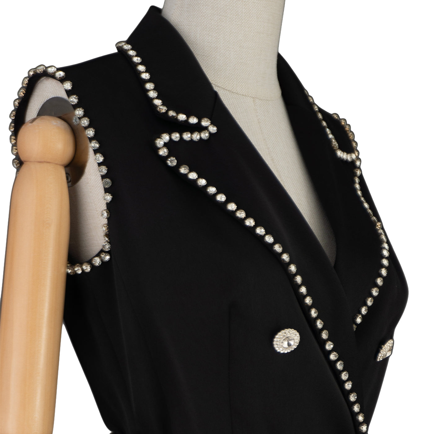 Elegant Black Sleeveless Dress with Pearl Trim — For Chic Statements