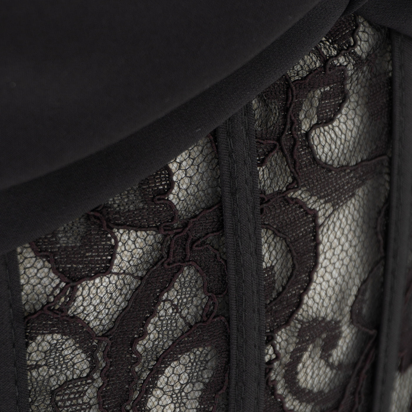 Off-Shoulder Lace Bodycon Dress